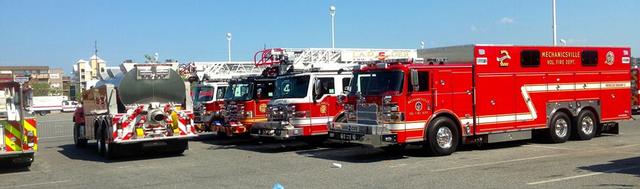 RES2CUE lined up with other apparatus prior to the start of the 2013 MSFA Convention