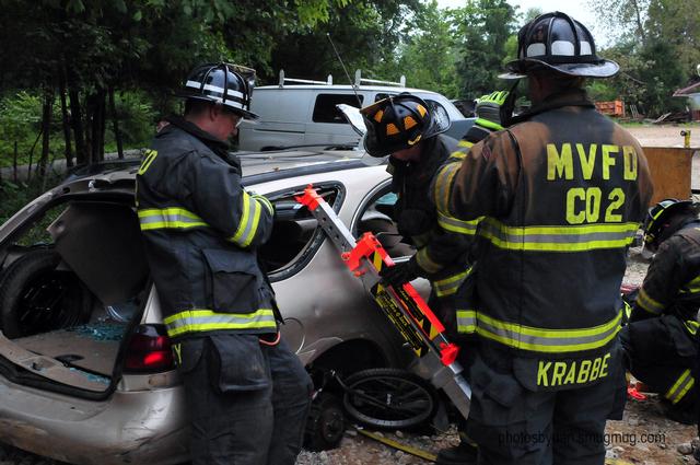 Extrication training in Remington, Virginia