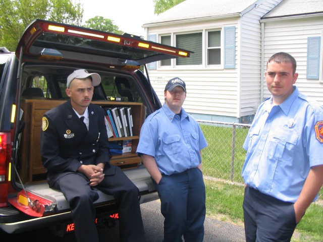 Lil Barnes, Whitey and Jeffrey chill before the Southern Maryland Parade