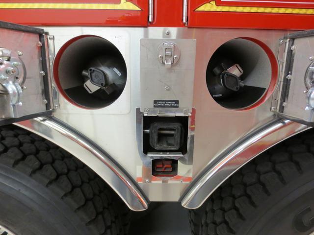 Wheel well storage for all eight spare SCBA cylinders are located on both sides of the rig as well as a connection for the portable winch. 