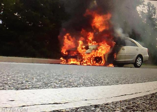 Engine 21 made quick work of this auto.